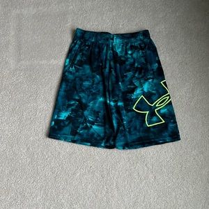 NWOT under armour shorts